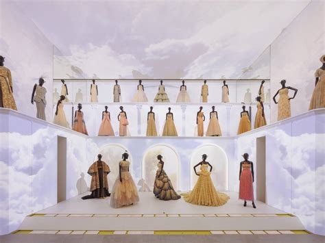 muzeum dior|la galerie dior history.